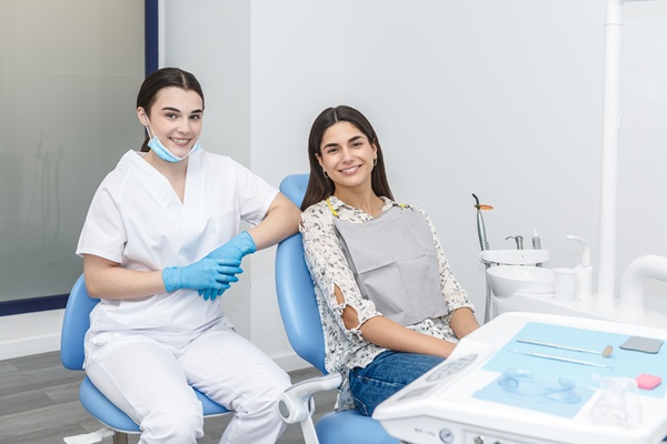 What Types Of Toothbrushes Do General Dentists Recommend For At Home Use?